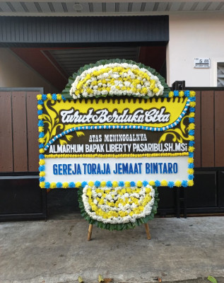Papan Bunga Duka di Palmatak